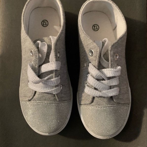 Sneakers - Picture 2 of 2